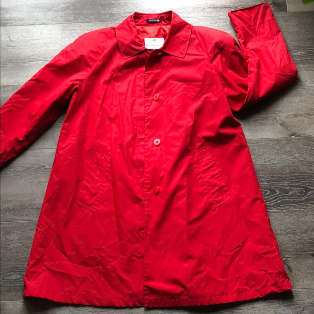 Beautiful Saks Fifth Avenue Exclusive Red Coat